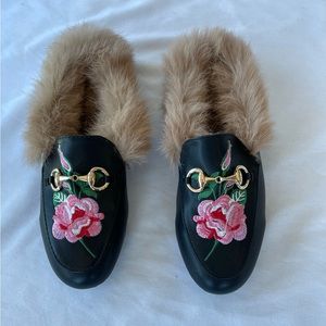 Loafers Faux Fur Black Women’s Size 7